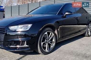 Седан Audi A4 2019 в 