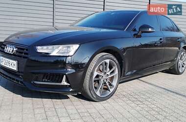 Седан Audi A4 2019 в 