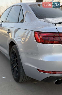 Седан Audi A4 2016 в 