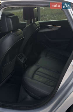Седан Audi A4 2016 в 