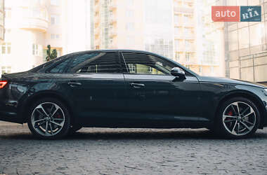 Седан Audi A4 2019 в 
