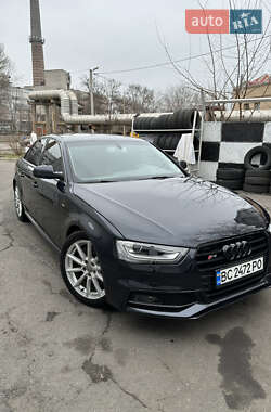 Седан Audi A4 2014 в Харькове