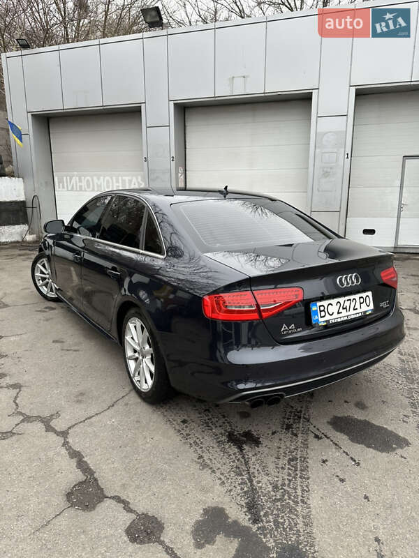 Седан Audi A4 2014 в Харькове