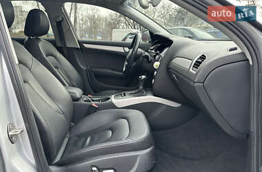 Седан Audi A4 2013 в Киеве