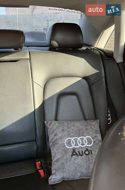 Седан Audi A4 2012 в Миргороде