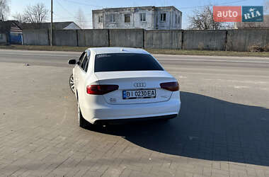 Седан Audi A4 2012 в Миргороде