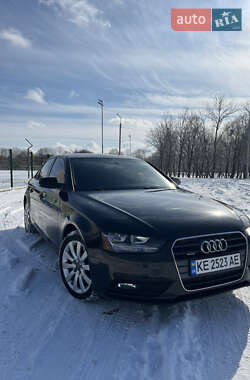 Седан Audi A4 2013 в Краматорске