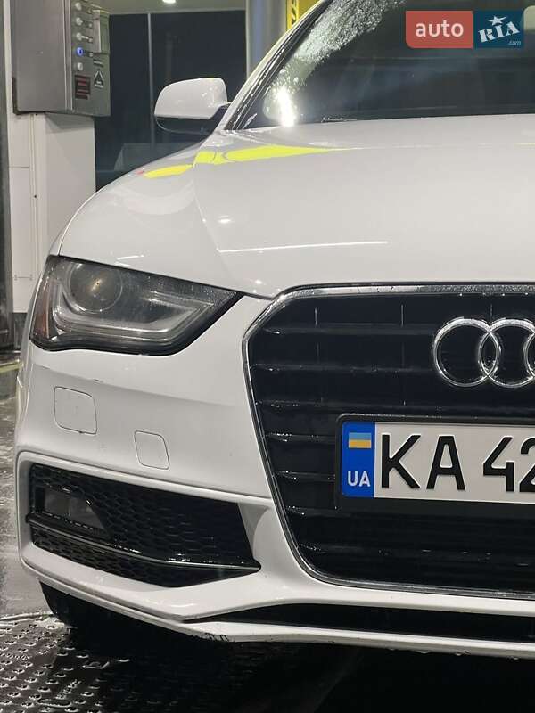 Седан Audi A4 2013 в Києві