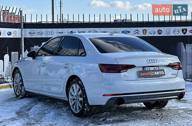 Седан Audi A4 2018 в Киеве