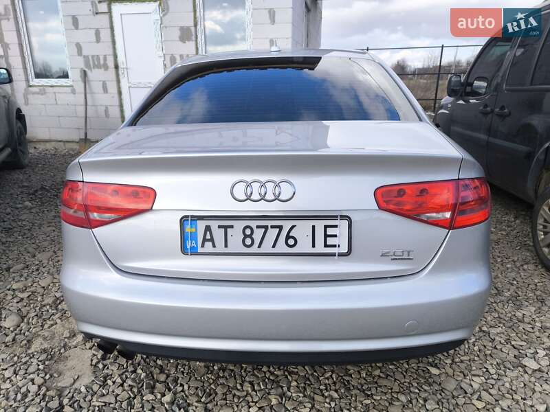 Седан Audi A4 2013 в Коломые