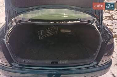 Седан Audi A4 1995 в 