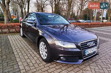 Седан Audi A4 2010 в Львове