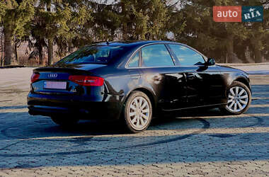 Седан Audi A4 2013 в Дубні