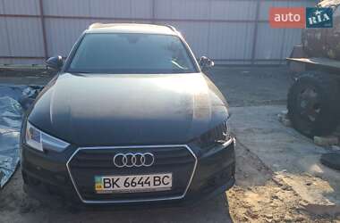 Универсал Audi A4 2018 в Ровно