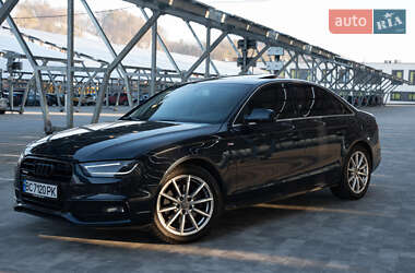 Седан Audi A4 2013 в Львове