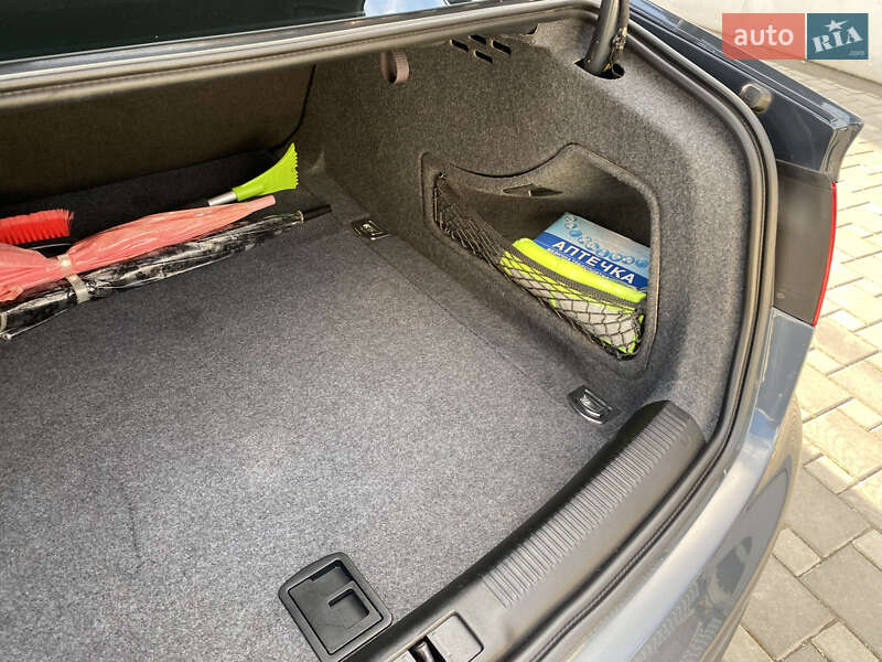 Седан Audi A4 2010 в Запоріжжі фото 79 Седан Audi A4 2010 в Запоріжжі