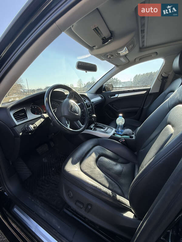 Седан Audi A4 2010 в Славуте