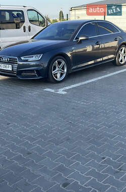 Седан Audi A4 2018 в 