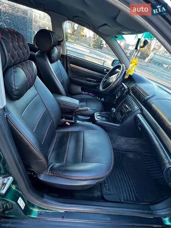 Универсал Audi A4 1996 в Немирове