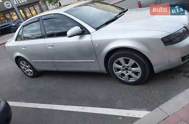 Седан Audi A4 2004 в 