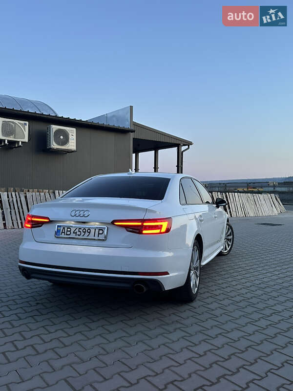 Седан Audi A4 2017 в Могилів-Подільському