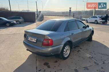 Седан Audi A4 1996 в 