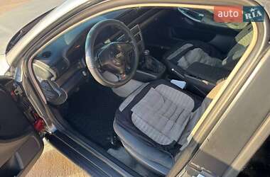 Седан Audi A4 1996 в 