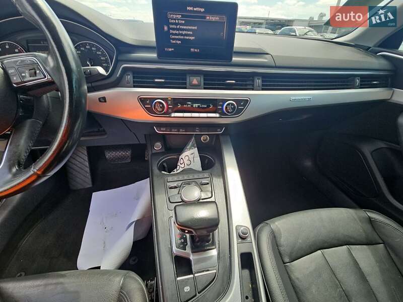 Седан Audi A4 2016 в Львові