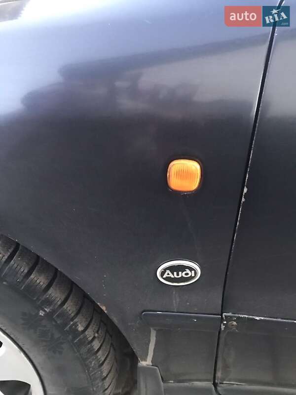 Седан Audi A4 1997 в Хмельнике