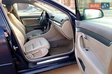 Седан Audi A4 2005 в 