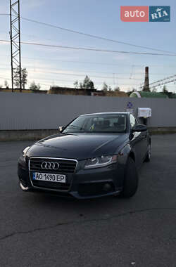 Седан Audi A4 2011 в Сваляві