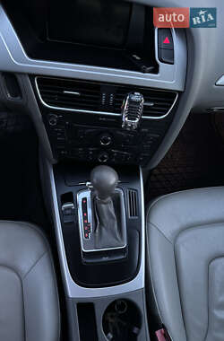 Седан Audi A4 2011 в Сваляві