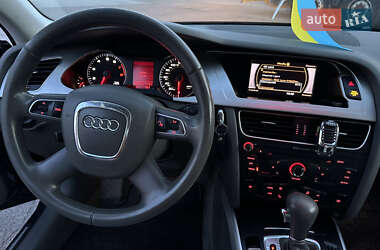 Седан Audi A4 2011 в 
