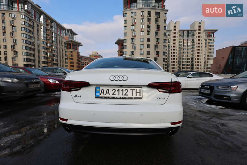 Седан Audi A4 2017 в Киеве