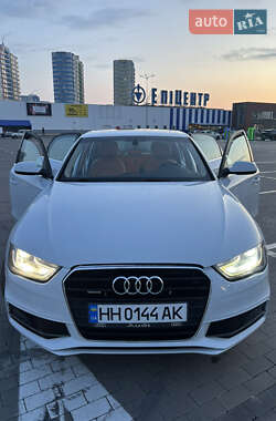 Седан Audi A4 2014 в Одессе