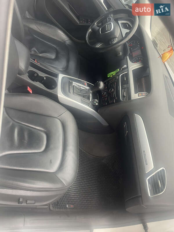 Седан Audi A4 2010 в Киеве