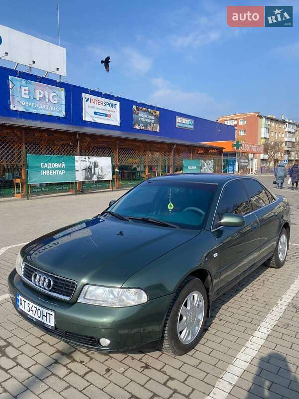 Седан Audi A4 1999 в Калуше