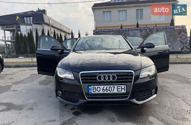 Седан Audi A4 2010 в 