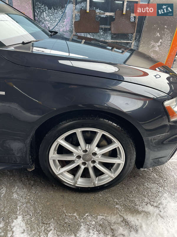 Седан Audi A4 2013 в Харькове