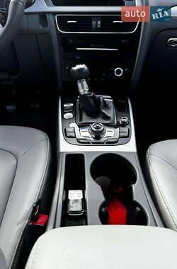 Седан Audi A4 2013 в 