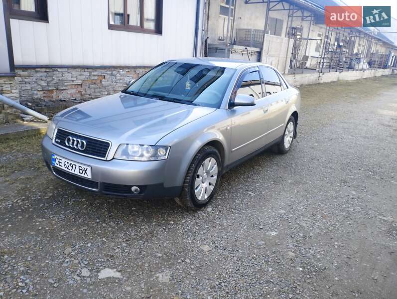 Седан Audi A4 2001 в 