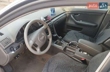 Седан Audi A4 2001 в 