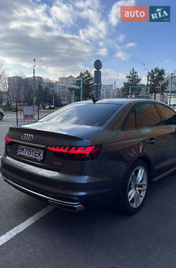 Седан Audi A4 2020 в 