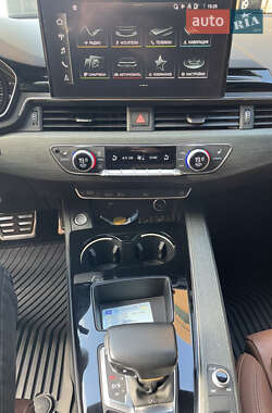 Седан Audi A4 2020 в Одессе