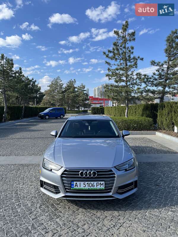 Седан Audi A4 2017 в Киеве