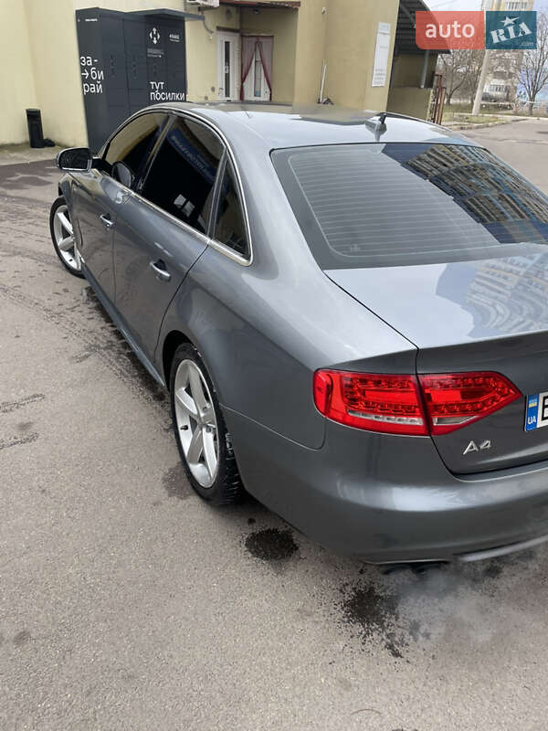 Седан Audi A4 2011 в Миколаєві