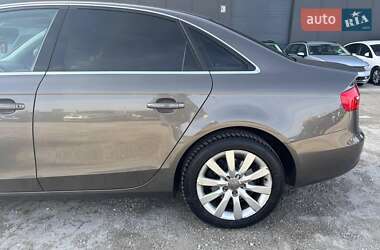 Седан Audi A4 2013 в 