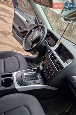 Седан Audi A4 2010 в Чернігові