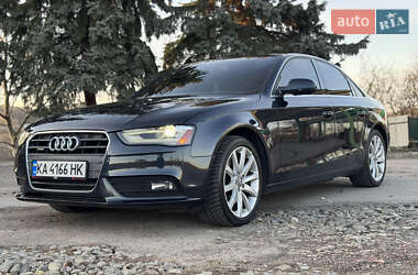 Седан Audi A4 2013 в 