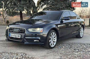 Седан Audi A4 2013 в 